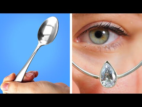 Amazing jewelry made of unusual materials