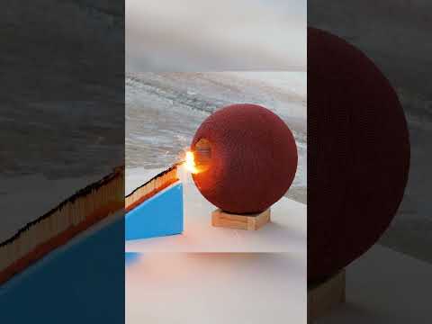 I made a ball of 100000 matches!!! And set it on fire! 🧶🔥☄️ #shorts