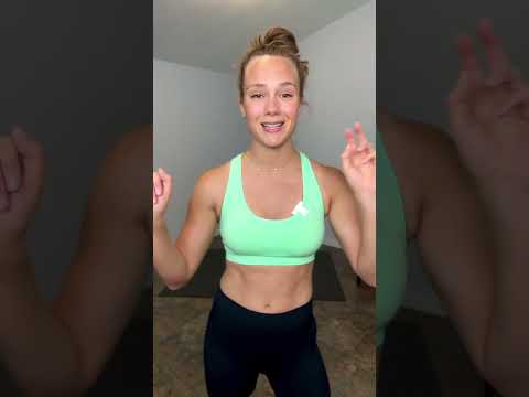 “Fully scorch” your upper body muscles with Erica’s new FREE workout! 🔥 (Watch until the end for 🐕)