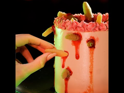 Trick or treat yourself with spooky Halloween decor ideas👻 #shorts #halloween