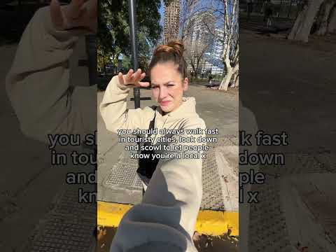 how to look like a local when travelling 🌍 #travel #travelshorts