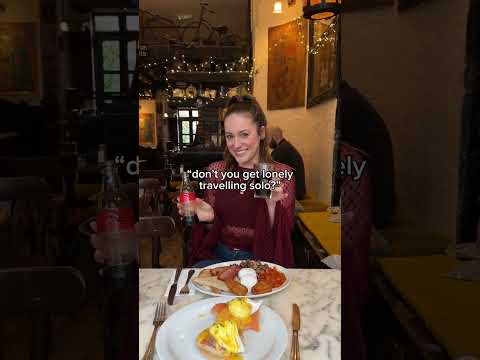 solo travel is lonely?! 💃🌍