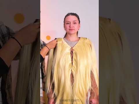 She cut her hair to sew a new trendy and stylish wig coat 💇‍♀️