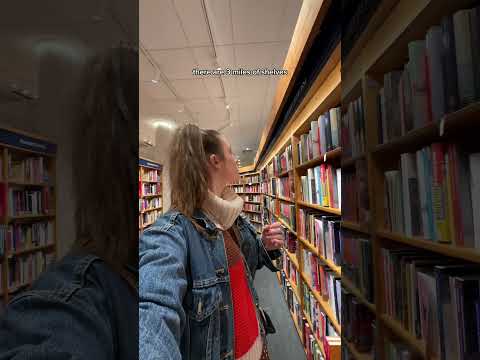 biggest bookshop in the world?! 📚