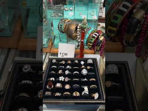 a 14k gold ring for $5?! 💍 #newyork #vintagefinds