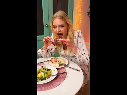 Sneaky Snacks When Your Crush Isn't Looking 😂🍴#shorts