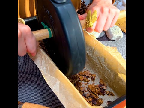 So cool! Traditional process of incense for complete relaxation 🪔 #shorts