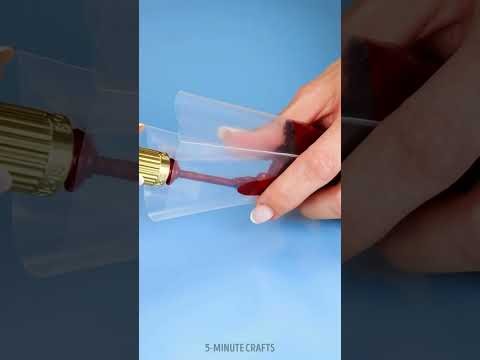 Don't throw your lipstick away 💋 #makeup #makeuphacks #beautyhacks