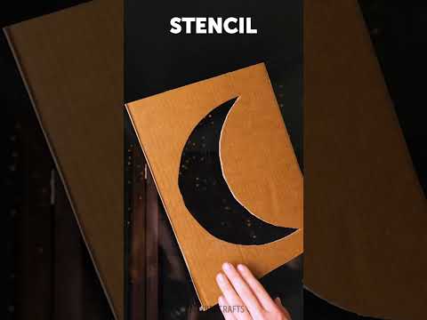 Creating window art with fake snow❄️