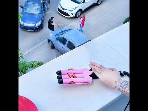 Chaos on the street breakfast on the balcony🚙