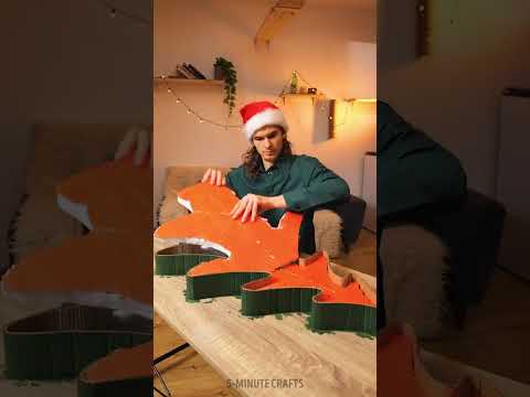 Eco Craft Magic ♻️ DIY Christmas Tree that will last for centuries 🎄