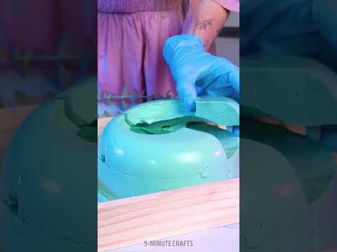 Become a mermaid in the deepest end of the sea with this silicone ear jewel! 🧜‍♀️