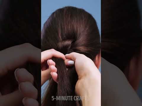 Easy hairstyle for busy ladies #shorts #tutorial #hair