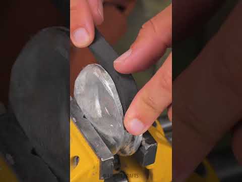 Broken wheel? Super easy and quick DIY wheel for your scooter 🛴