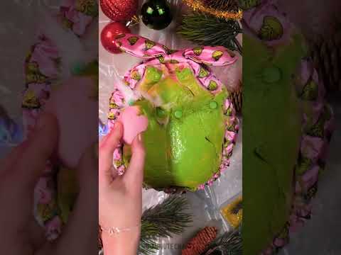 Watch how she turns a chicken into the Grinch🎄