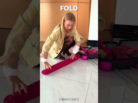 Travel hacks for a trip with no luggage 🧳