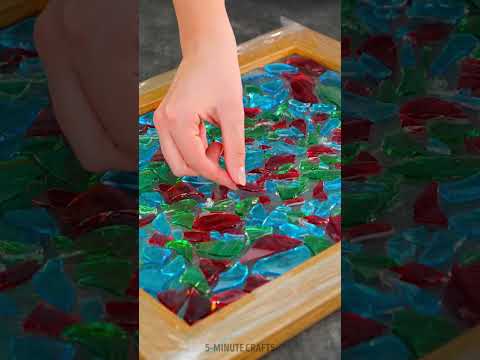 Creating a colorful artistic window from a broken frame 🖼️