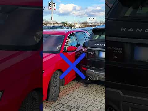 How not to damage your car in a parking 🤓🚗