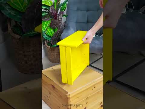 Space-saving slim trolley with wheels ♼