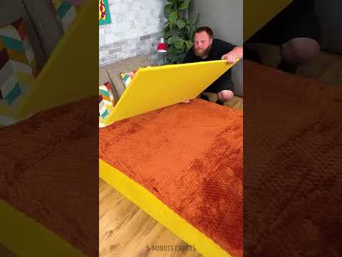 Pull-Out Bed TV 📺