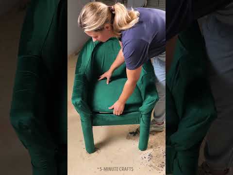 Transform your cheap chair with pool noodles into a luxurious comfortable armchair 🪑