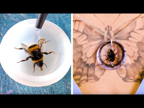 Super cool Epoxy Resin crafts. Jewelry and hacks