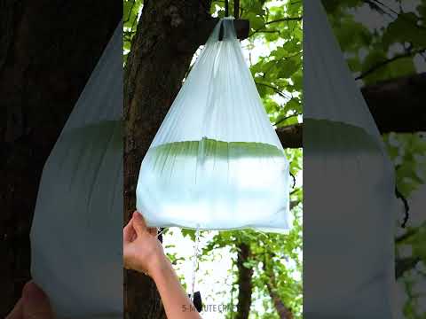 When Camping Hits Hard… But You Still Wanna Smell Nice 😅 Outdoor Shower Using Just a Plastic Bag 🚿🌿