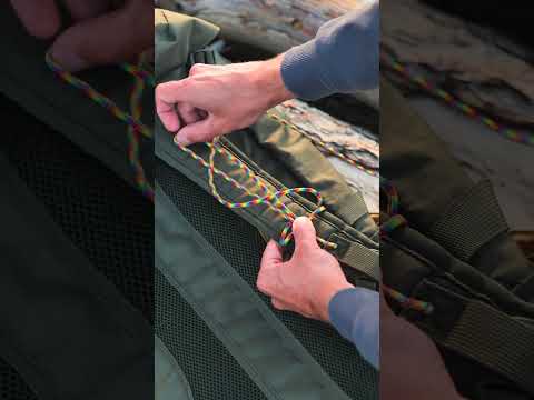 Paracord backpack trick for campers—subscribe @pepperell.crafts  ! 🎒