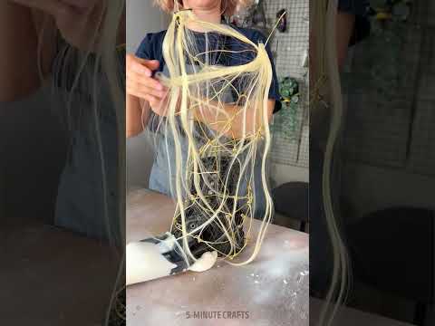 Pick the right size of boot and bring to life a unique flower vase for your living room 🥾