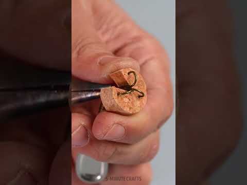 Fishing hack gone viral 🐟 separate lures with a cork