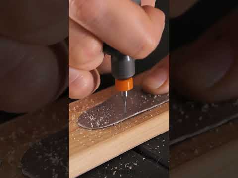 She Turns Metal into a Stylish Finger Band-Aid 🩹💍