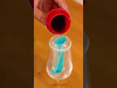 Laundry gel in a condom?! 🧼😲