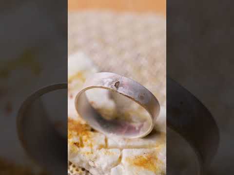 A stylish ring made from an Oscar statuette 🏆