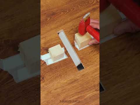 Laminate gaps repair hack 🚧