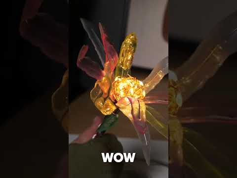 She made a tiny lamp for her pencil using UV gel 😳💡Canvas with lights
